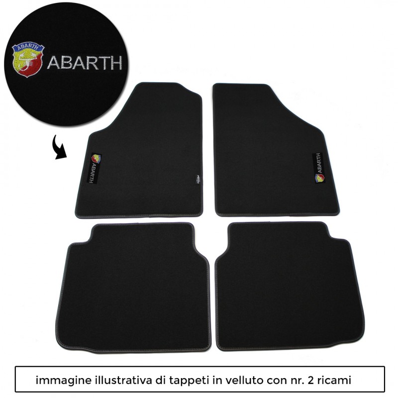 Logo Abarth + scritta con 2 ricami diretti su tappeti anteriori