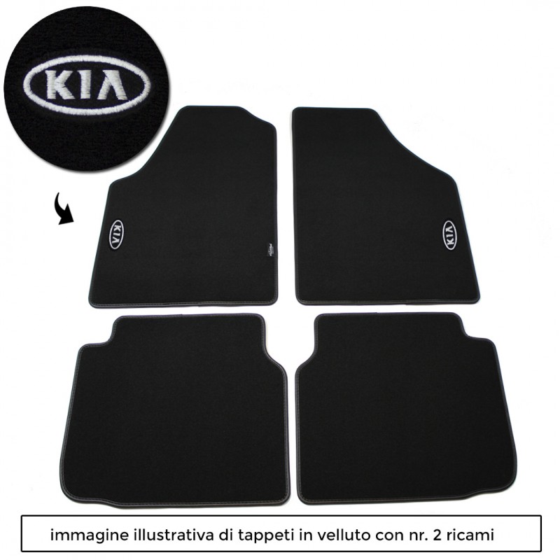 Logo Kia con 2 ricami diretti su tappeti anteriori