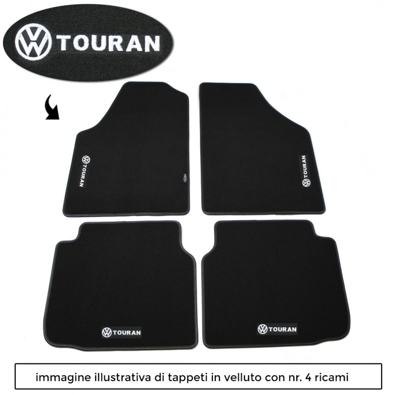 Logo TOURAN con 4 ricami diretti su tappeti anteriori e posteriori
