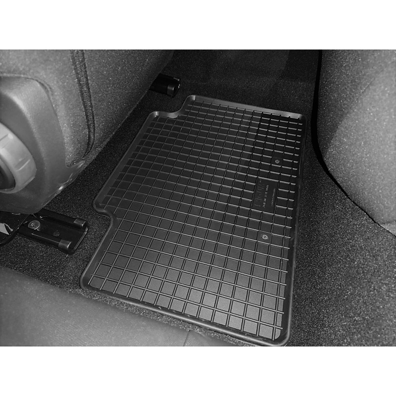 Tappetini in velluto nero BASIC per: Peugeot 508 I berlina, station