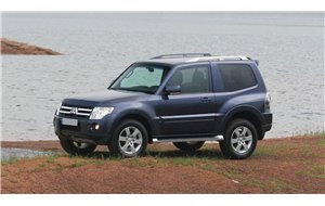 Pajero 3-porte dal 2006-